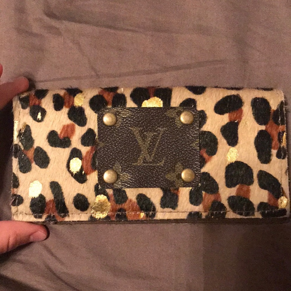 LV patch cheetah wallet